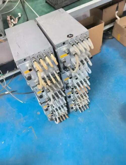 Powering Bitcoin mining rig with stable PSUs